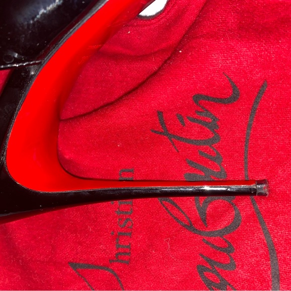Christian Louboutin patent leather heels - Picture 12 of 14